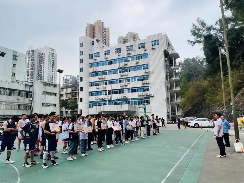 杨德群书记发表赛前动员(1).jpg